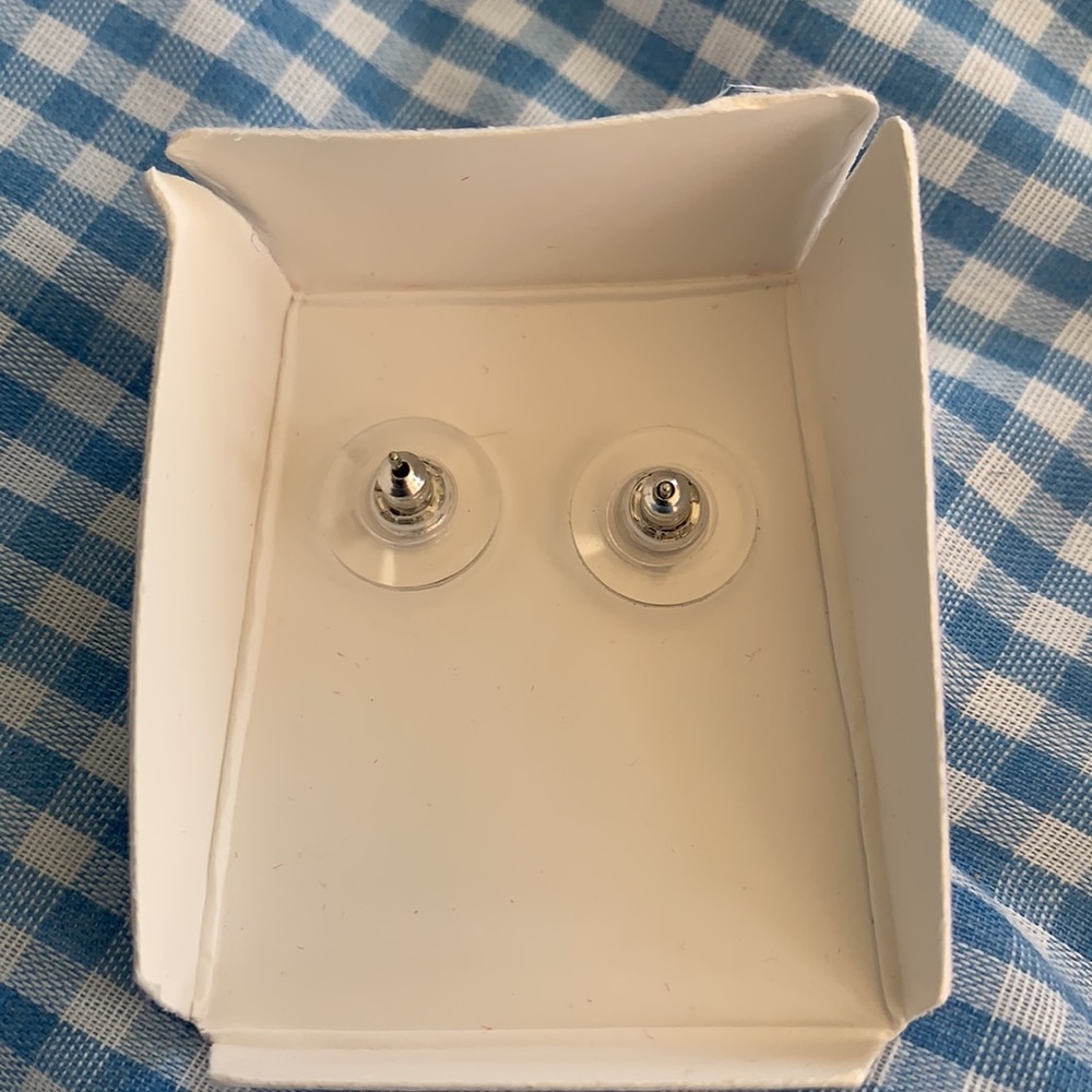 🆕 Black Cubic Zirconia & Silver Earrings - Picture 4 of 4
